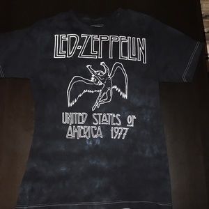 Led Zeppelin shirt
